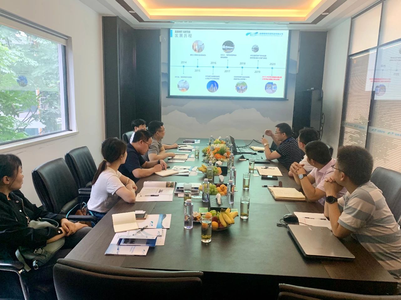 成都環(huán)境集團(tuán)再生能源公司領(lǐng)導(dǎo)一行蒞臨碩特環(huán)?？疾旖涣?/></div>
      <div   id=